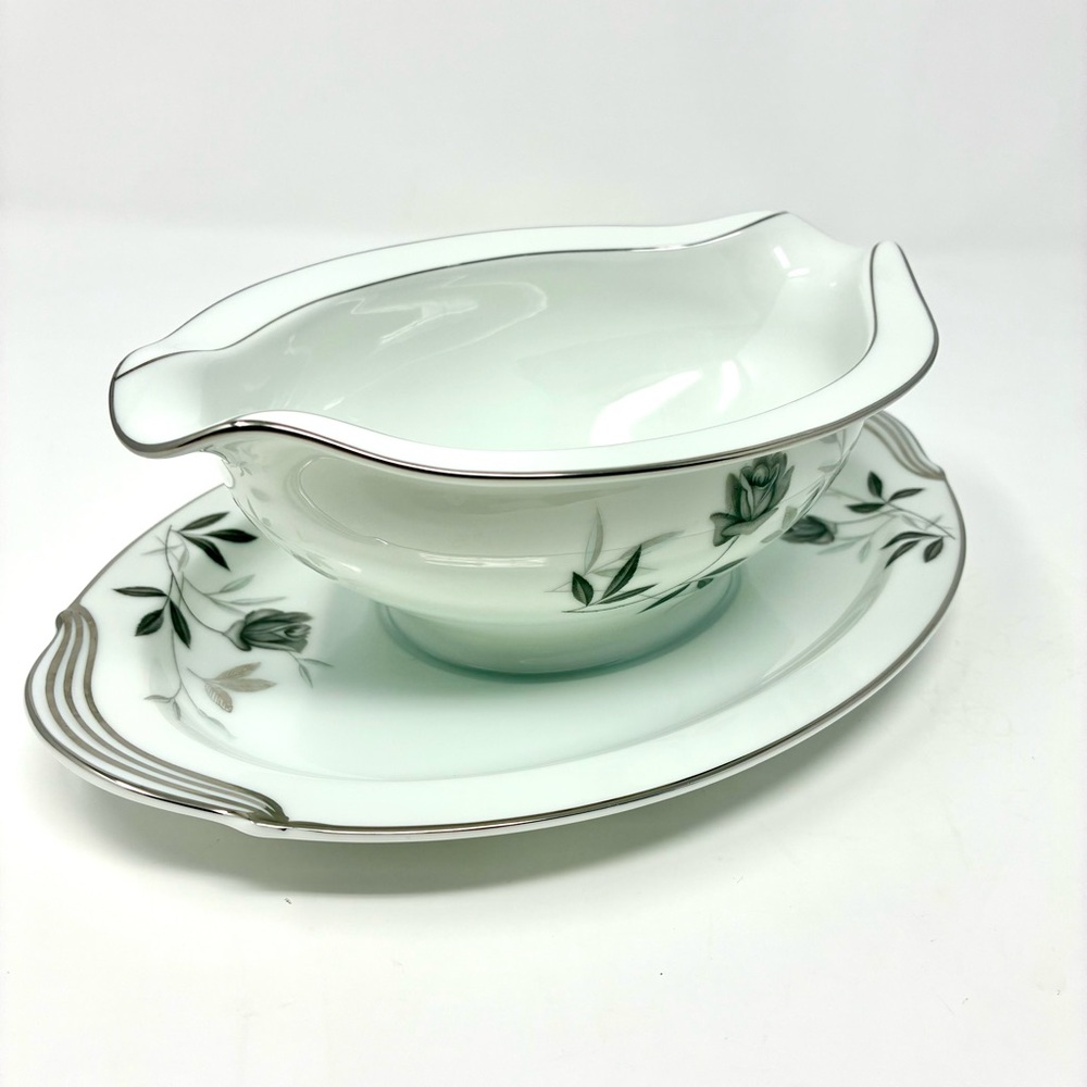 Vintage Noritake China Rosamor Gravy Boat With Attached Underplate Silver Gray